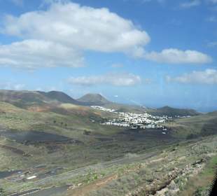 Fahrt von Ost über Nord nach West