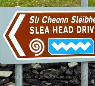 Richtungsschild Slea Head Drive.