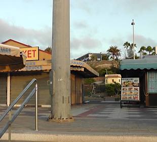 Geschäfte Plaza/Strand