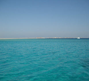 Blick auf das Rote Meer