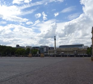  Neues Schloß
