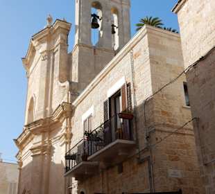 Kirche im Ort