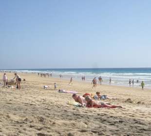 Feiner, heller Strandsand in Jandia