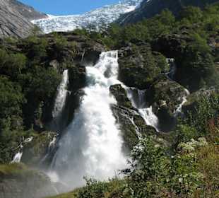 Wasserfälle überall