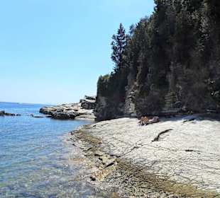 Agni Beach liegt versteckt bei Nissaki