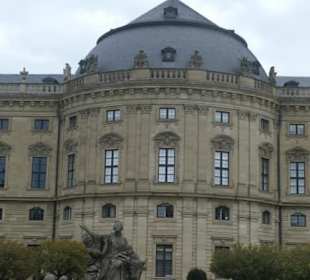 Bummel durch den Hofgarten von Würzburg