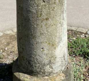 Distanzstein Offenhausen