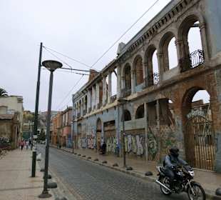 Leider verfallen viele alte Häuser in der Stadt