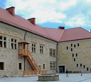 Dziedziniec sanockiego zamku