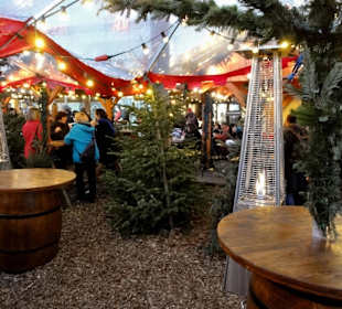 Spaziergang über den Märchenweihnachtsmarkt