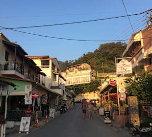 Wandern Agios Gordis - Pendati