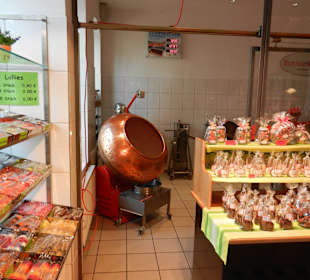 Bonbonkocherei -  gläserne Produktion - 2