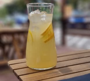 Hausgemachte Limonade.