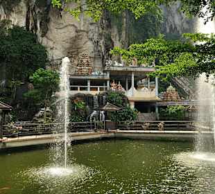 Kleiner Teich neben dem Eingagn