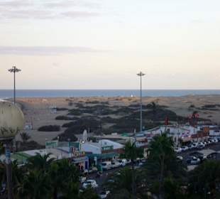 Blick zum Strand von der Strand-Promenade