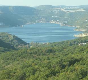 Blick von der A7 zur Bucht von Bakar