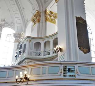 Empore in der Kirche St. Michaelis