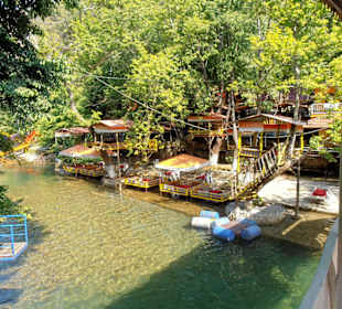 Blick von einer Brücke