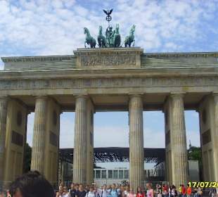 Brandenburger Tor mit einem ganz schönen Himmel