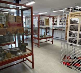 Rundgang zwischen den Exponaten des Museum