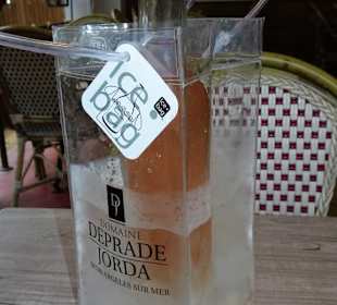 Kühler Rosé zum Abendessen