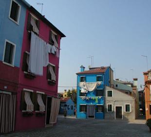 Gassen und Plätze von Burano