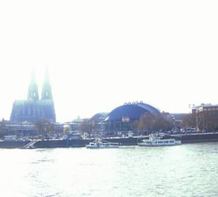 Rhein-Schifffahrt mit der Köln - Düsseldorfer