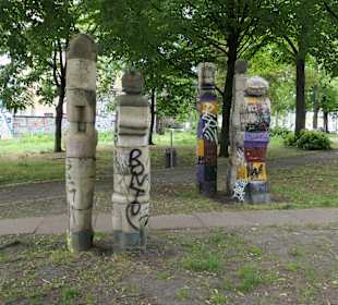 Skulpturengruppe Menschen in der Stadt