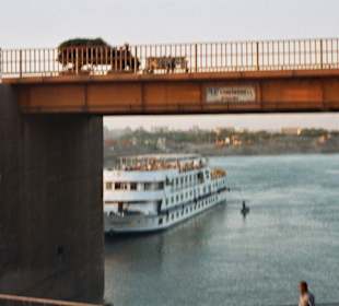 Die Schleuse von Esna