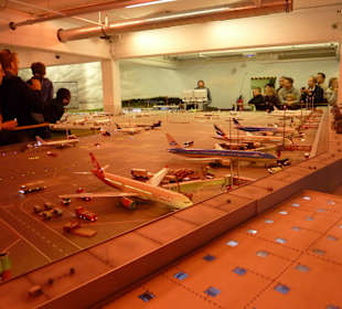 Airport in der Dämmerung