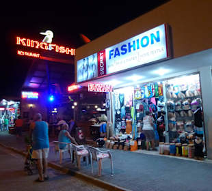 Shopping(meile) nebenan