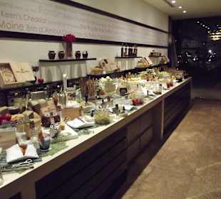 Restaurant Flow Cheese Room