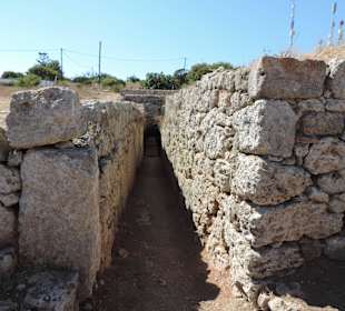Rhodos - Mont Smith - Nymphaea Cave Sanctuaries