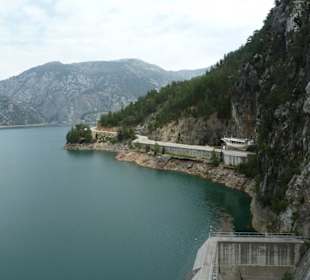Blick auf den Stausee