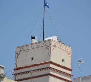 Torre Tavira und das Objektiv der Camera Obscura