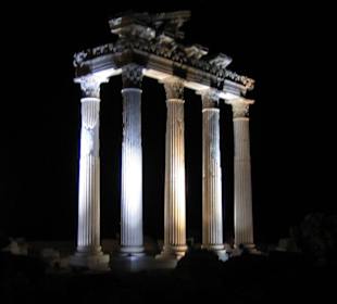 Apollo Tempel - bei Nacht