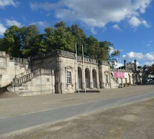 Die Arkaden am Schlossplatz von Coburg