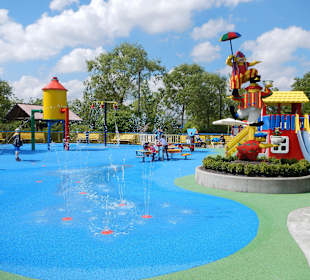 Toller Spielplatz für klein und groß