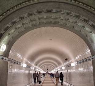 Tunnel