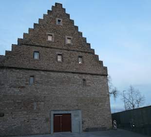 Ebracher Hof mit Stadtbücherei