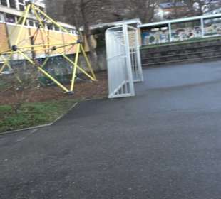 Bolzplatz Single Halle Glems