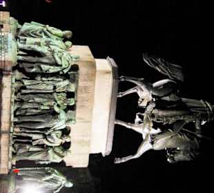 Friedrich Wilhelm III bei Nacht