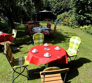 Spaziergang durch den Bauerngarten