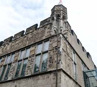 Blick zum Gürzenich in der Kölner Altstadt