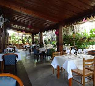 Blick auf die Veranda des Restaurant TiCoq