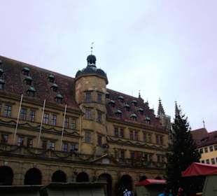 Rathaus seitlich Marktplatz
