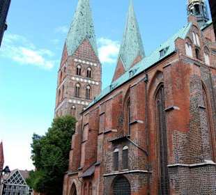 St. Marien seitlich betrachtet