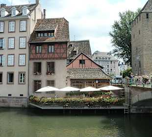 Restaurantterrasse an der Ill