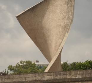 Elbe-Fahrt mit einem Schiff der Weißen Flotte