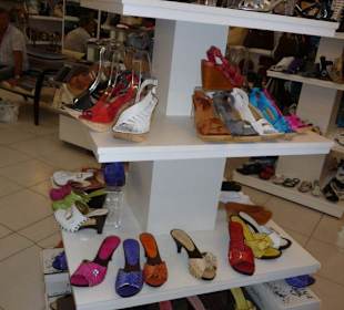 Schuhe in allen Farben